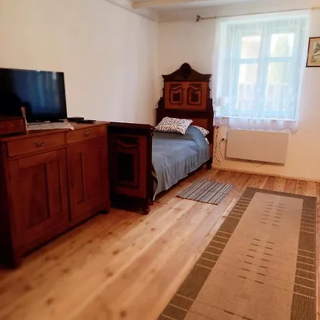 Idill Vendeghaz Villa *